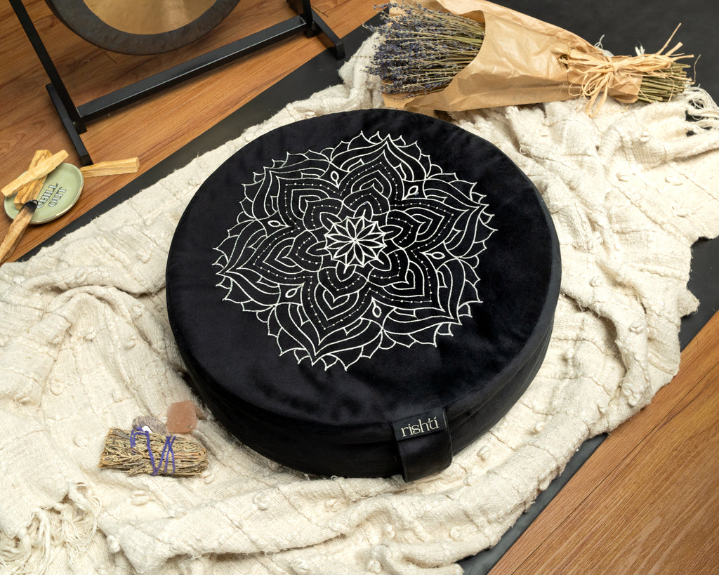 Zafu Buckwheat Meditation Cushion